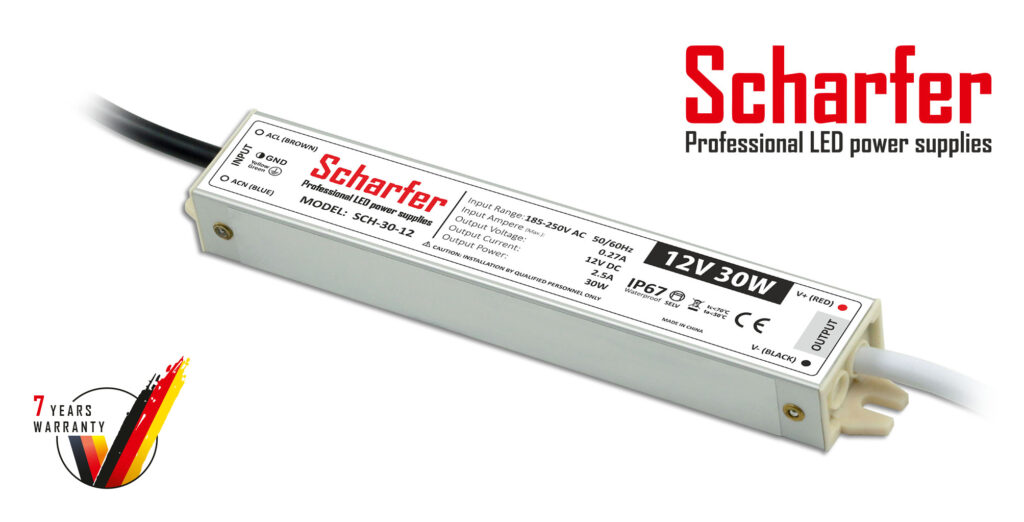 Scharfer LED Trafo 12V 30W – kompakter Trafo für feuchte Innen- und Außenbereiche